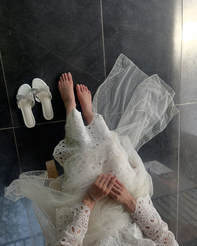 Morni white