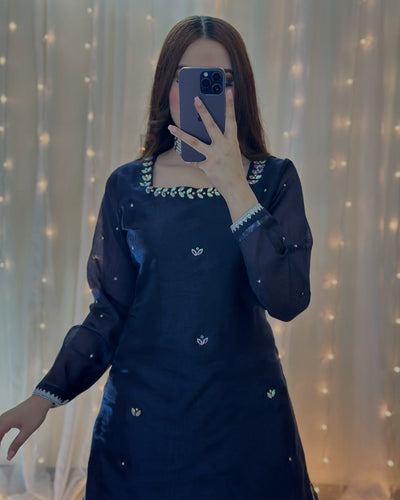 Azul