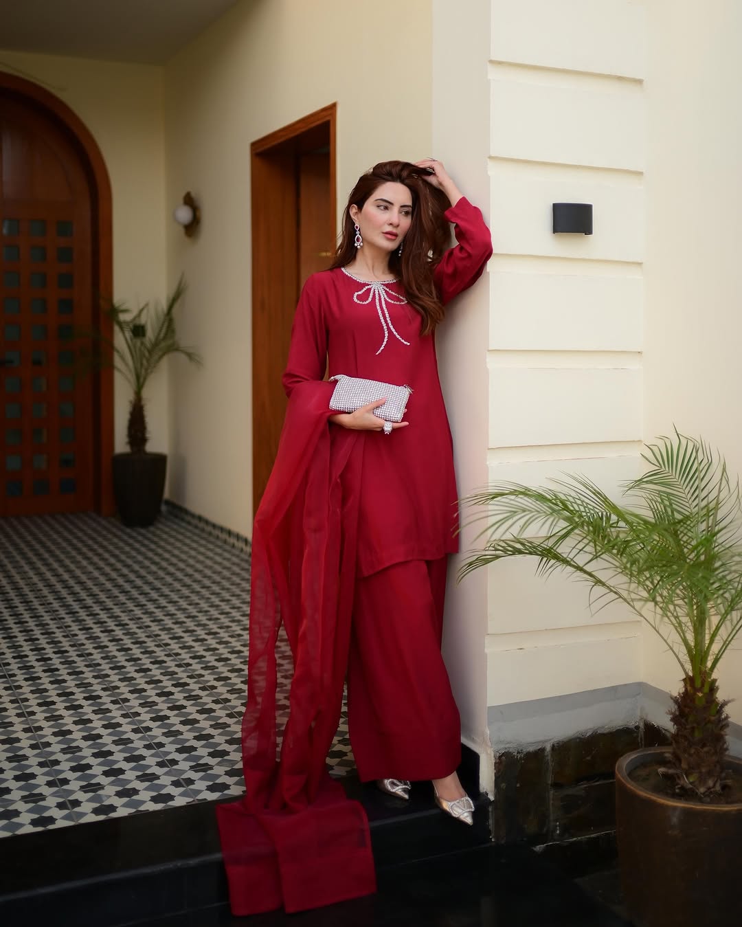 Bow Red