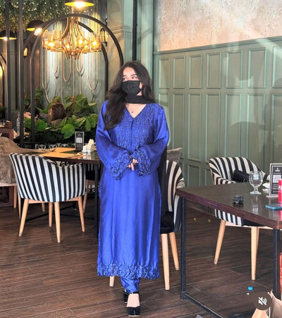 Gul blue